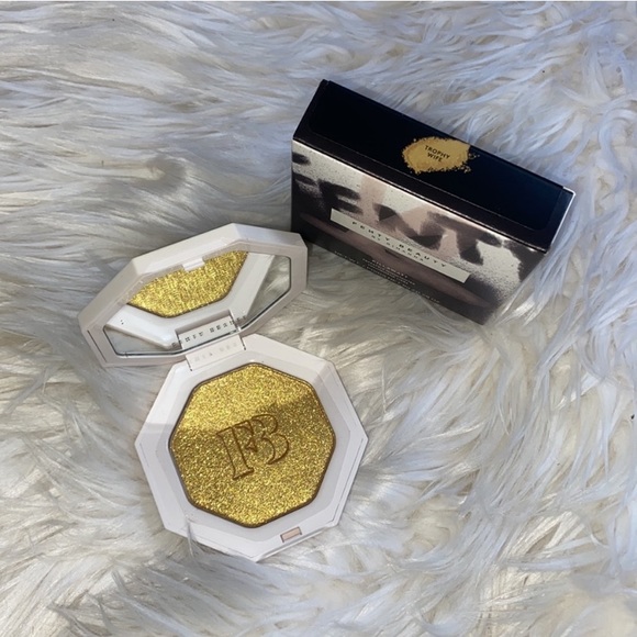 🪞 NEW fenty beauty killawatt freestyle highlighter powder compact mirror - Picture 8 of 8
